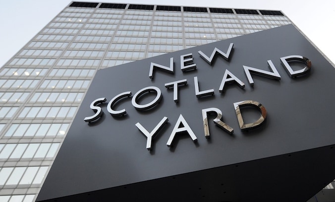Het kantoor van New Scotland Yard (de volledige naam) in Londen.