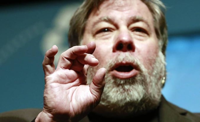 Steve Wozniak, medeoprichter van Apple, neemt het op voor Snowden.