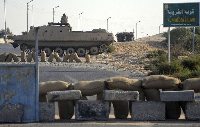 Egypte stuurt extra versterking naar de grens met Israël.