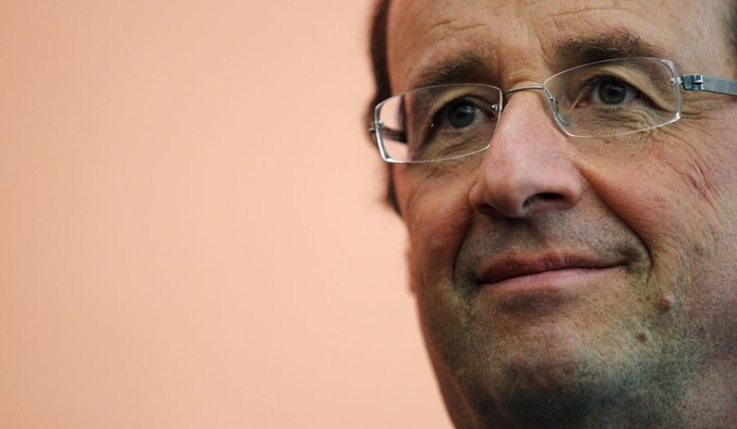 Deze François Hollande komt uit de peilingen als topkandiaat naar voor.