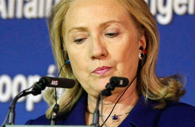 Volgens Hillary Clinton kan een mogelijke buitenlandse interventie een burgeroorlog in Syrië niet vermijden.
