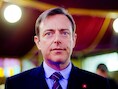 De Wever ziet geen graten in de extreemrechtse betoging.