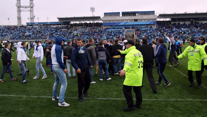 De fans van Zenit koelden hun frustraties vorige week al een keertje af (zie foto's)