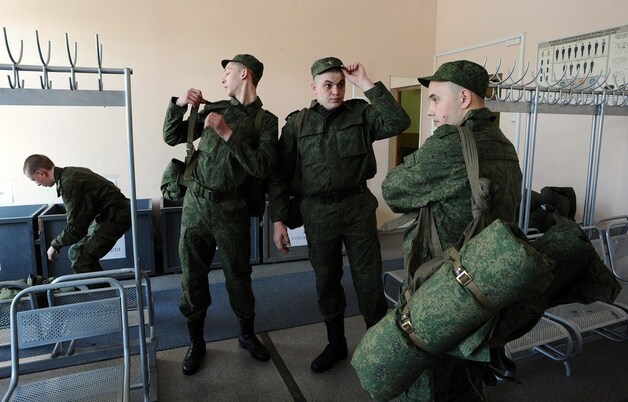 Russische militairen in St. Petersburg.