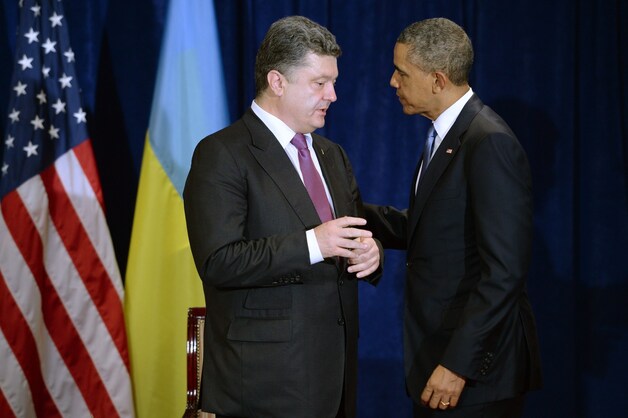 Obama ontmoette zijn kersvers Oekraïense ambtgenoot Petro Porosjenko in Warschau.