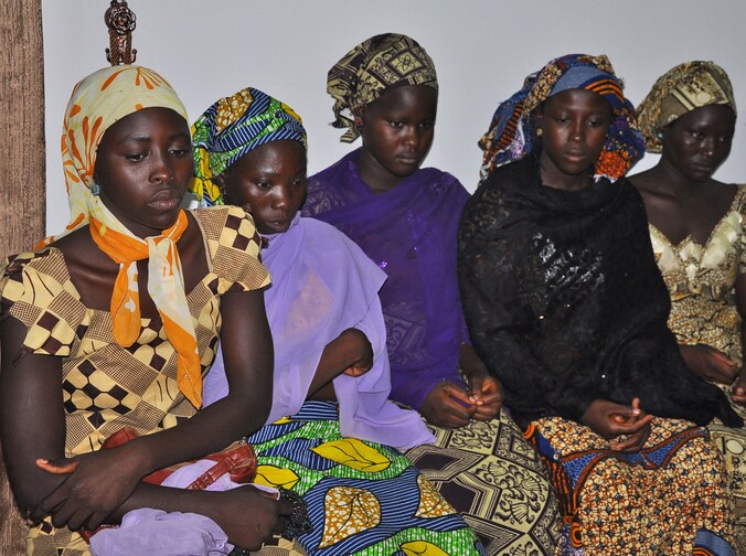 Nigeriaanse schoolmeisjes die konden ontsnappen van Boko Haram.