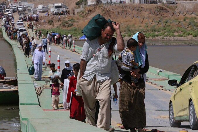 Duizenden yezidi's zijn in Noord-Irak op de vlucht geslagen voor de rebellen van IS.