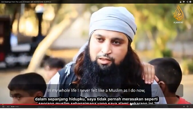 Voormalig Sharia4Belgium-woordvoerder Abu Hanifah uit Antwerpen strijdt al lange tijd bij IS. Hij dook vorige week op in een IS-propagandafilm.