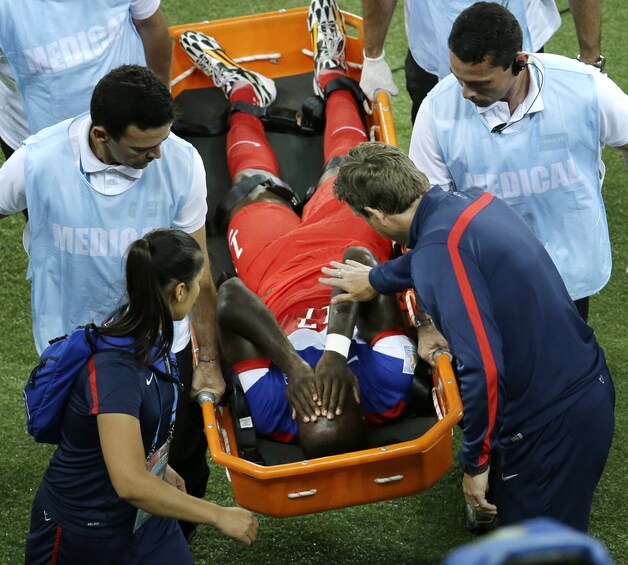 Klinsmann zag Altidore al gauw uitvallen met problemen aan de dij.