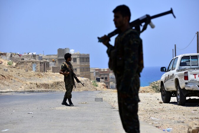 Soldaten patrouilleren nabij de provincie Shabwa.