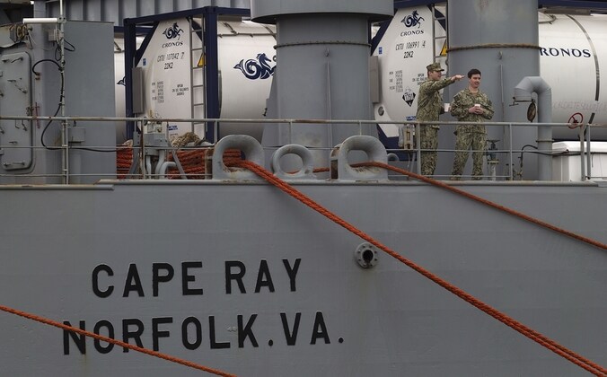 Het Amerikaanse schip Cape Ray in de haven van het Spaanse Rota. Het schip moet helpen met het verwijderen van de chemische wapenvoorraad van Syrië.
