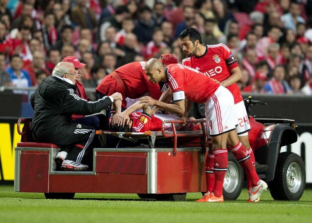 Benfica was aangeslagen toen het Silvio verloor met een zware blessure na een botsing met ploegmaat Luisao.