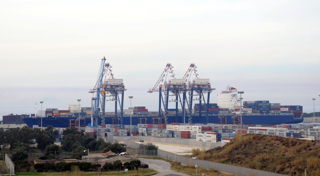 De Gioia Tauro haven in Italië is de meest aangewezen optie voor de schepen.