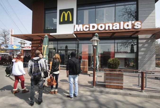 De McDonald's in Simferopol is een van de drie vestigingen op de Krim die de deuren hebben gesloten.