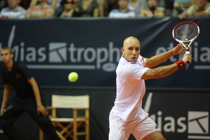 Steve Darcis.
