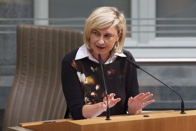 Hilde Crevits op een Plenaire vergadering van het Vlaams Parlement.