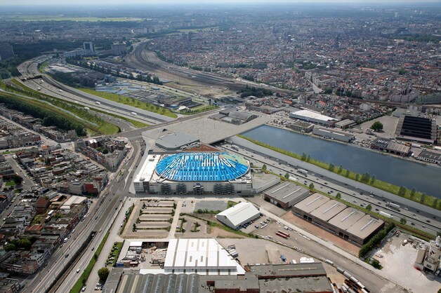 Aan het Sportpaleis verdwijnt de 'paperclip' en komt een 'simpeler' op- en afrittencomplex.