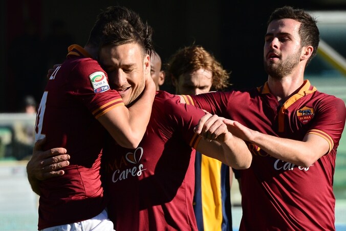 Totti viel in en scoorde vanop de stip.