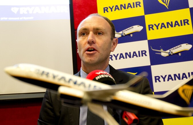 Ryanair-topman Kenny Jacob op een persconferentie in Zaventem.