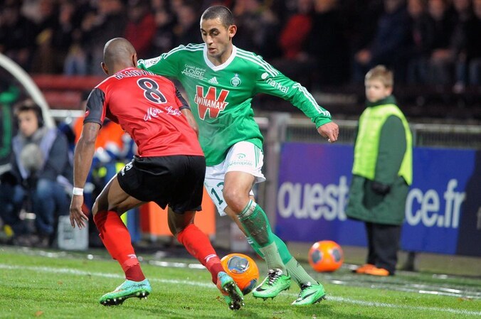 Faouzi Ghoulam (groen shirt).