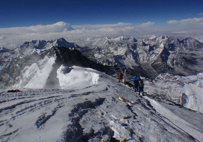 Klimmers op de top van de Mount Everest.
