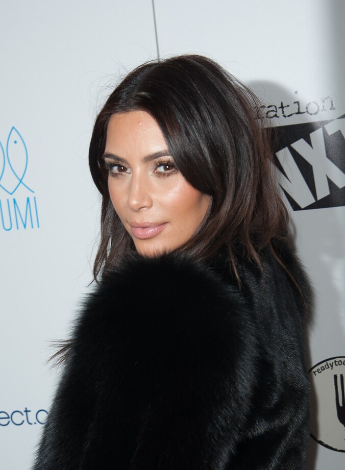 Kim Kardashian verlooft zich met Kanye West