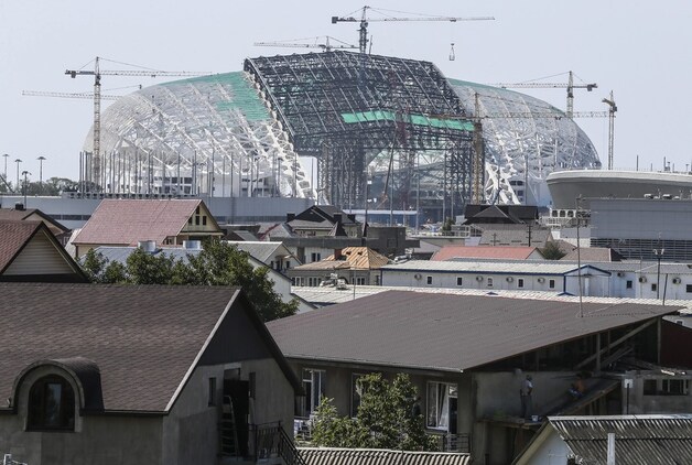Het Olympisch Stadion in aanbouw, foto uit augustus 2013.