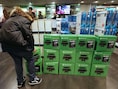 De Xbob One in een winkel in Parijs.