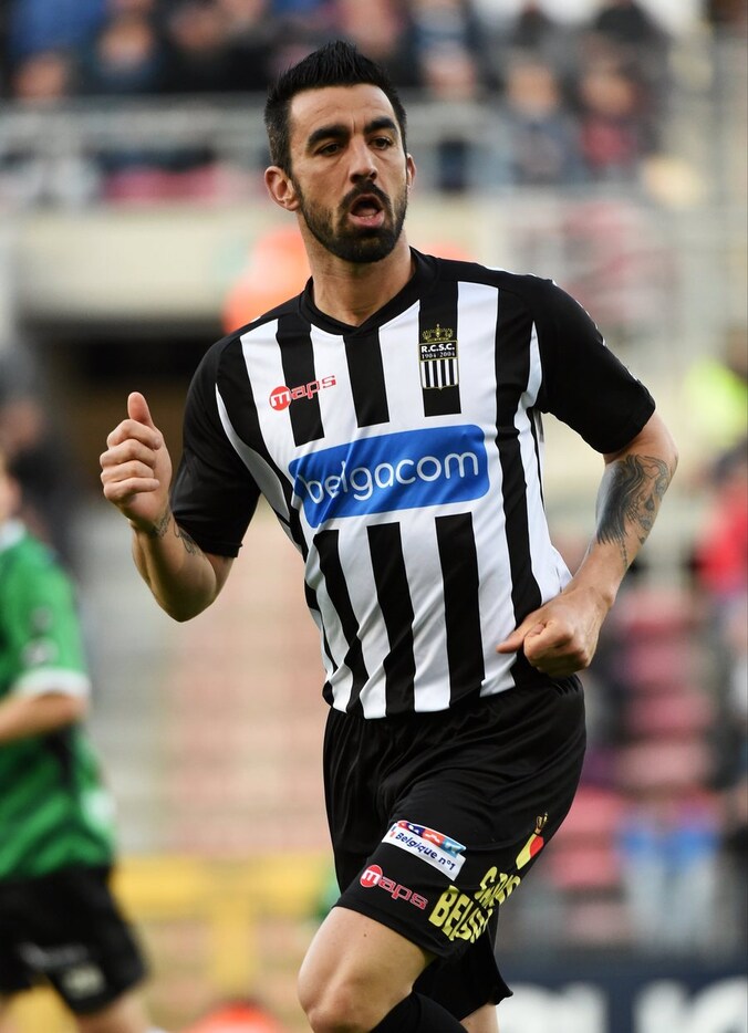 De Franse aanvaller Cédric Fauré doet er in Charleroi nog minstens één seizoen bij.