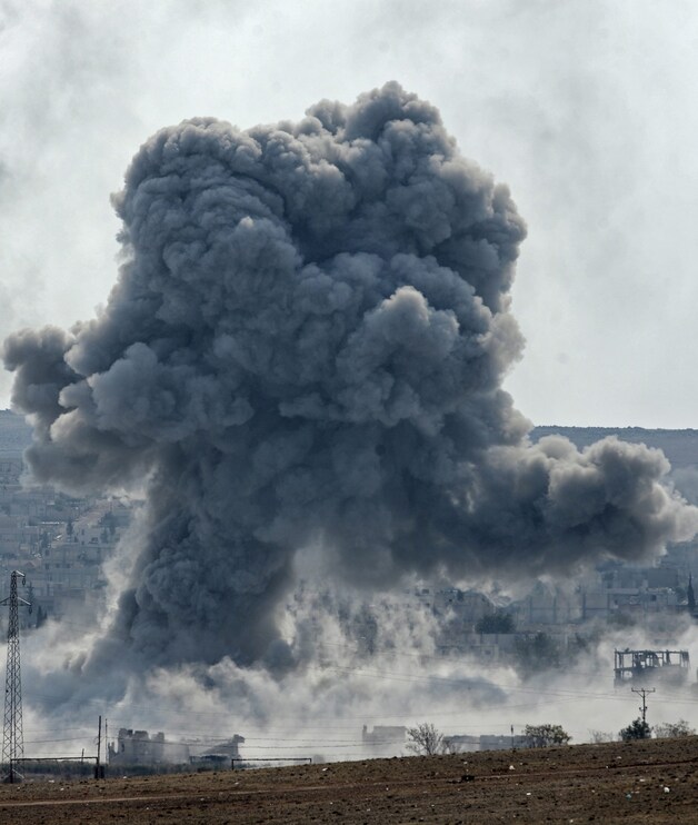 Een explosie dinsdag bij Kobani na een Amerikaanse luchtaanval.