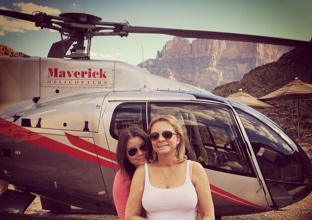 Britanny Maynard met haar moeder tijdens een bezoek aan de Grand Canyon deze maand.