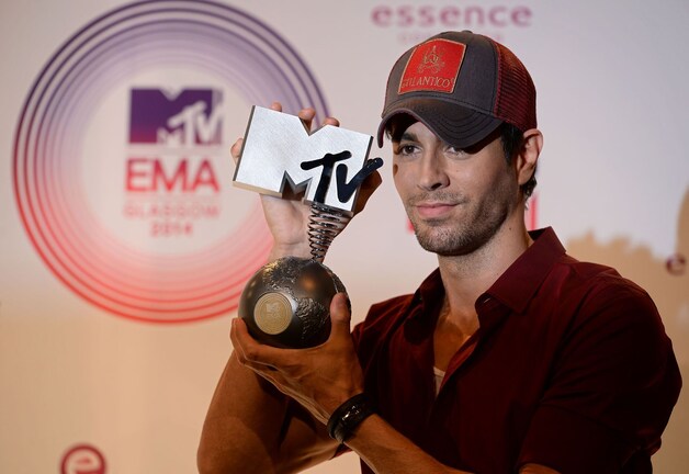 Enrique Iglesias won 'Best World Stage'.