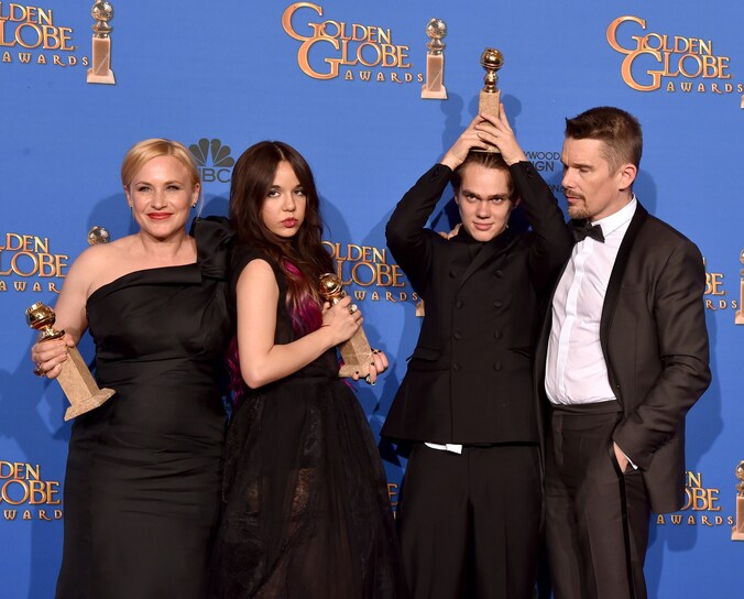 De cast van Boyhood. Het maken van de film duurde 12 jaar. Iedere zomer blikte regisseur Linklater een paar scenes in.