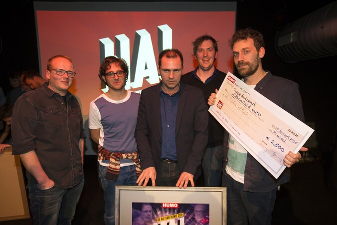 Sven De Leijer, Jelle De Beule, Luc Haekens, Jonas Geirnaert en Otto-Jan Ham van 'De Ideale Wereld'.