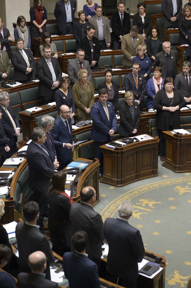 De kamer bracht vanmiddag hulde aan de slachtoffers van de aanslag op Charlie Hebdo.