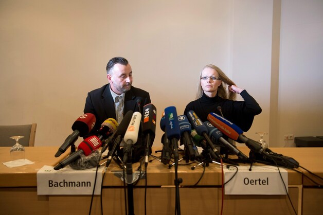 Bachmann, die ondertussen ontslag nam uit zijn functies bij Pegida, en Oertel.