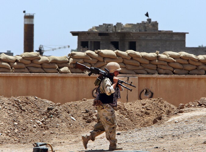 Een Koerdische peshmerga-strijder.