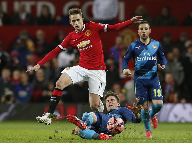 Adnan Januzaj, Belg van Kosovaarse afkomst, in actie voor Manchester United