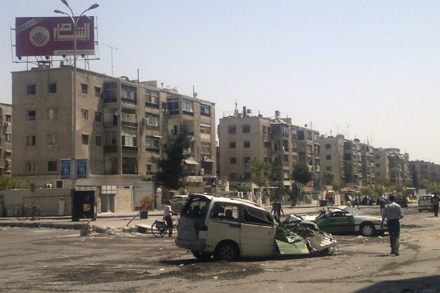 Een foto gemaakt door een burgerjournalist nadat islamitische troepen een groot deel van Yarmouk hebben overgenomen.