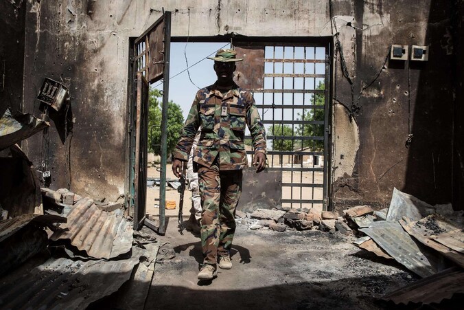 Een soldaat in Nigeria.