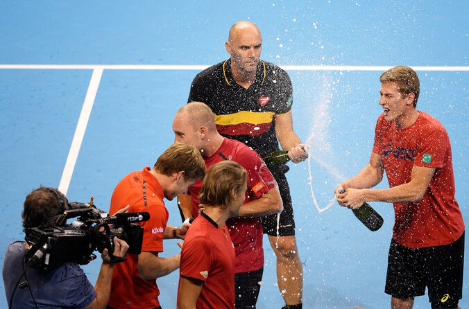 De Davis Cup-ploeg bij het behalen van de finale dit jaar.