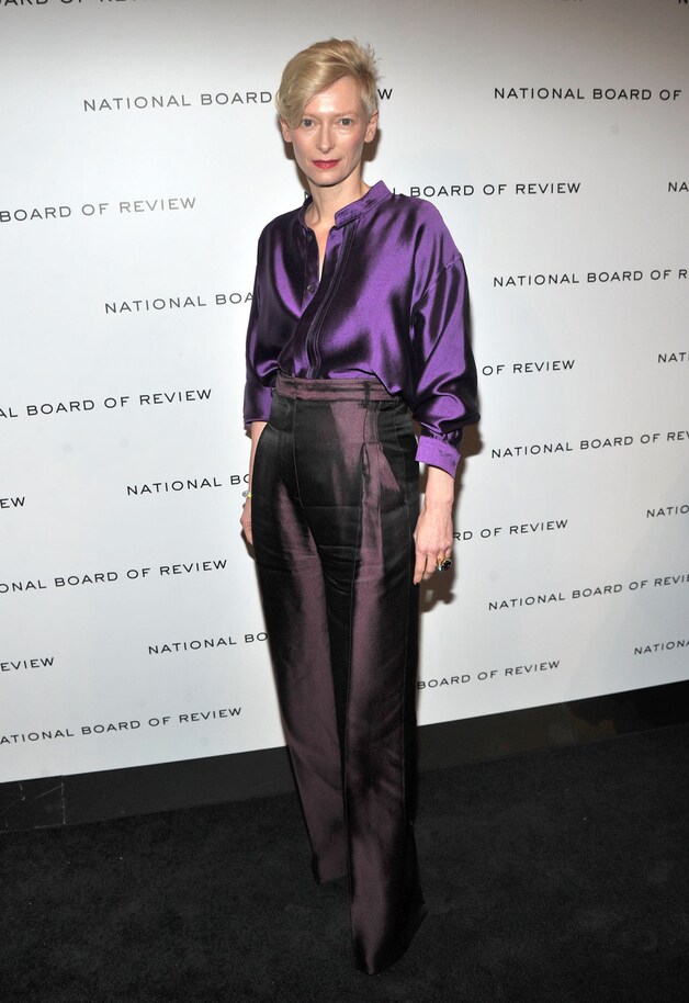 Tilda Swinton staat altijd klaar voor een ongewone modekeuze, meestal met desastreuze gevolgen.