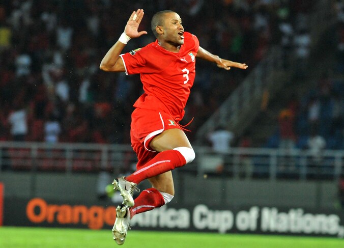 David Alvarez schoot Equatoriaal Guinea naar de kwartfinales en Senegal uit het tornooi.