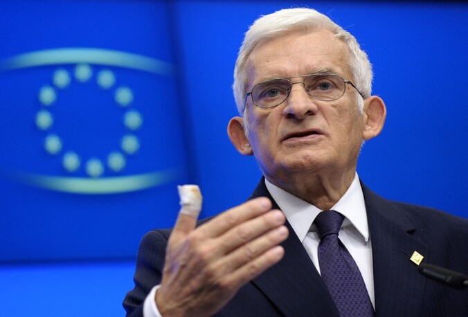 Europees Parlementsvoorzitter Jerzy Buzek.