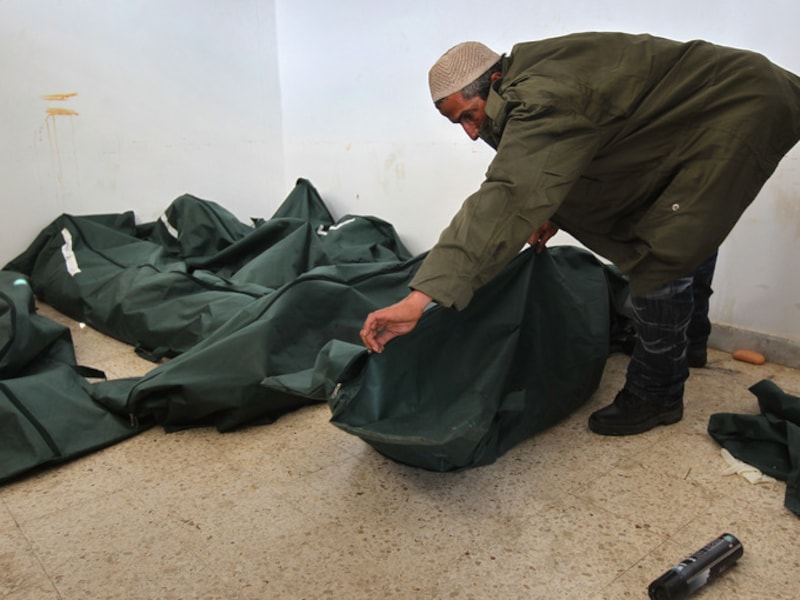 Soldaten van het Kadhafi-regime die weigerden te schieten op burgers in Benghazi, belandden eind februari voor een vuurpeloton.