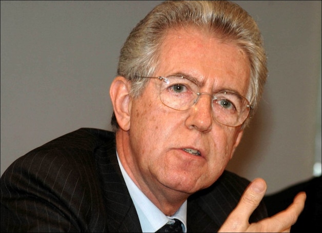 Vroeger eurocommissaris Mario Monti is topfavoriet om Berlusconi op te volgen.