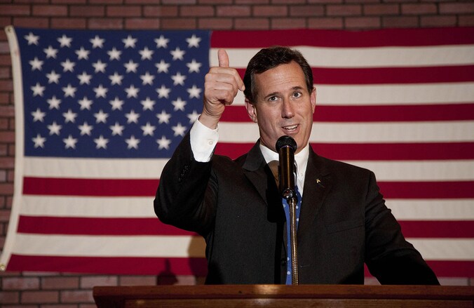 Rick Santorum hekelt de verdeling van kiesmannen in de primaries.
