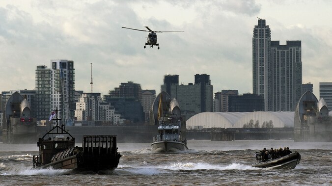 De Britse politie en marine oefenden in januari ook al met onder andere een Lynx-helikopter tegen zogenaamde 'lone wolf'-aanvallen.