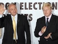 Livingstone (links) wuift de inwoners van Londen uit na zijn verkiezingsnederlaag in mei 2008 tegen Boris Johnson (rechts).