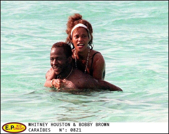 Whitney Housten en Bobby Brown tijdens hun huwelijk.